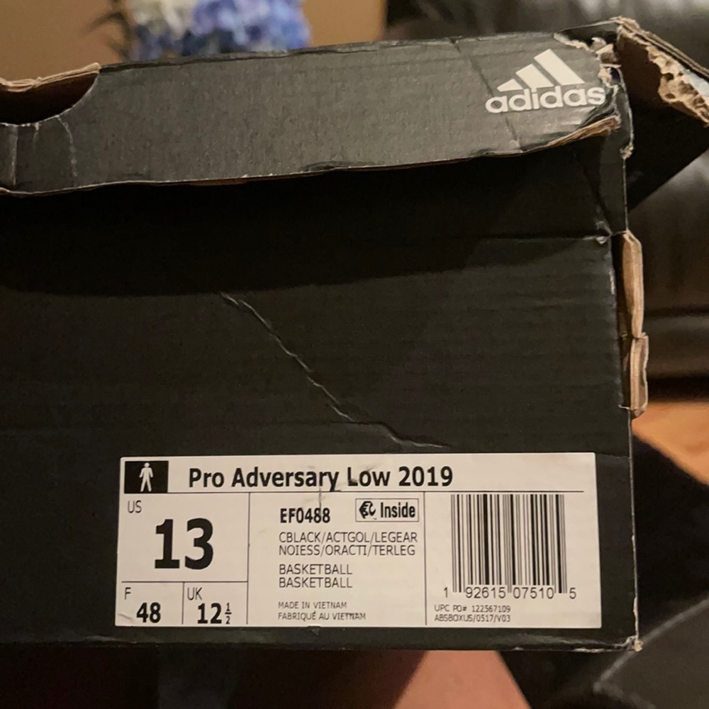 Brand new, never worn, box is damaged